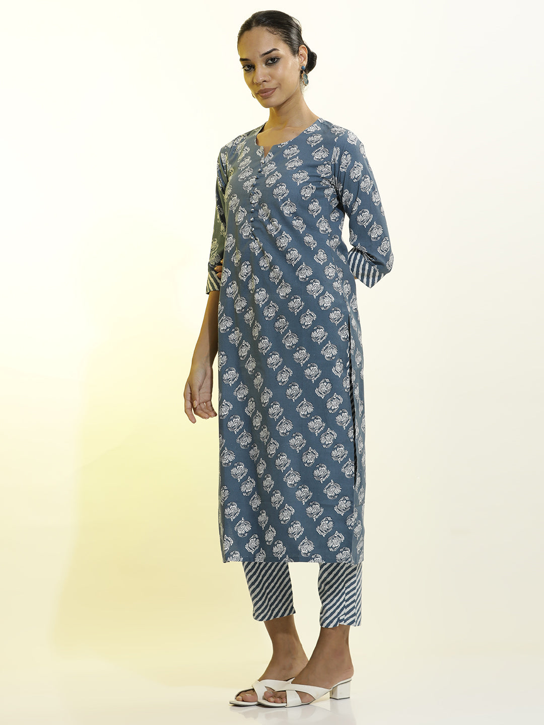 Royal Blue Ethnic Motif Printed Cotton Straight Kurta Set