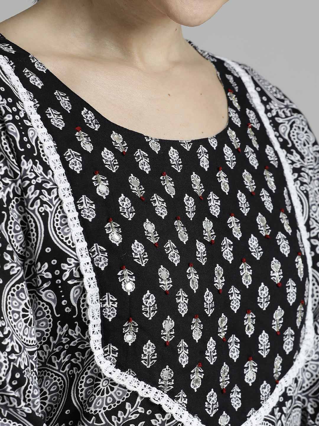 Ethnic Printed Black Kurta Set With Tie-Dye Dupatta