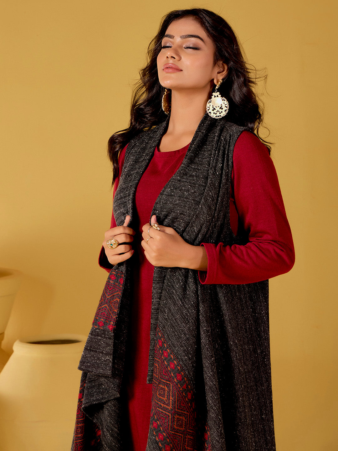 Maroon Woolen Kurta Set With Self Woven Shrug