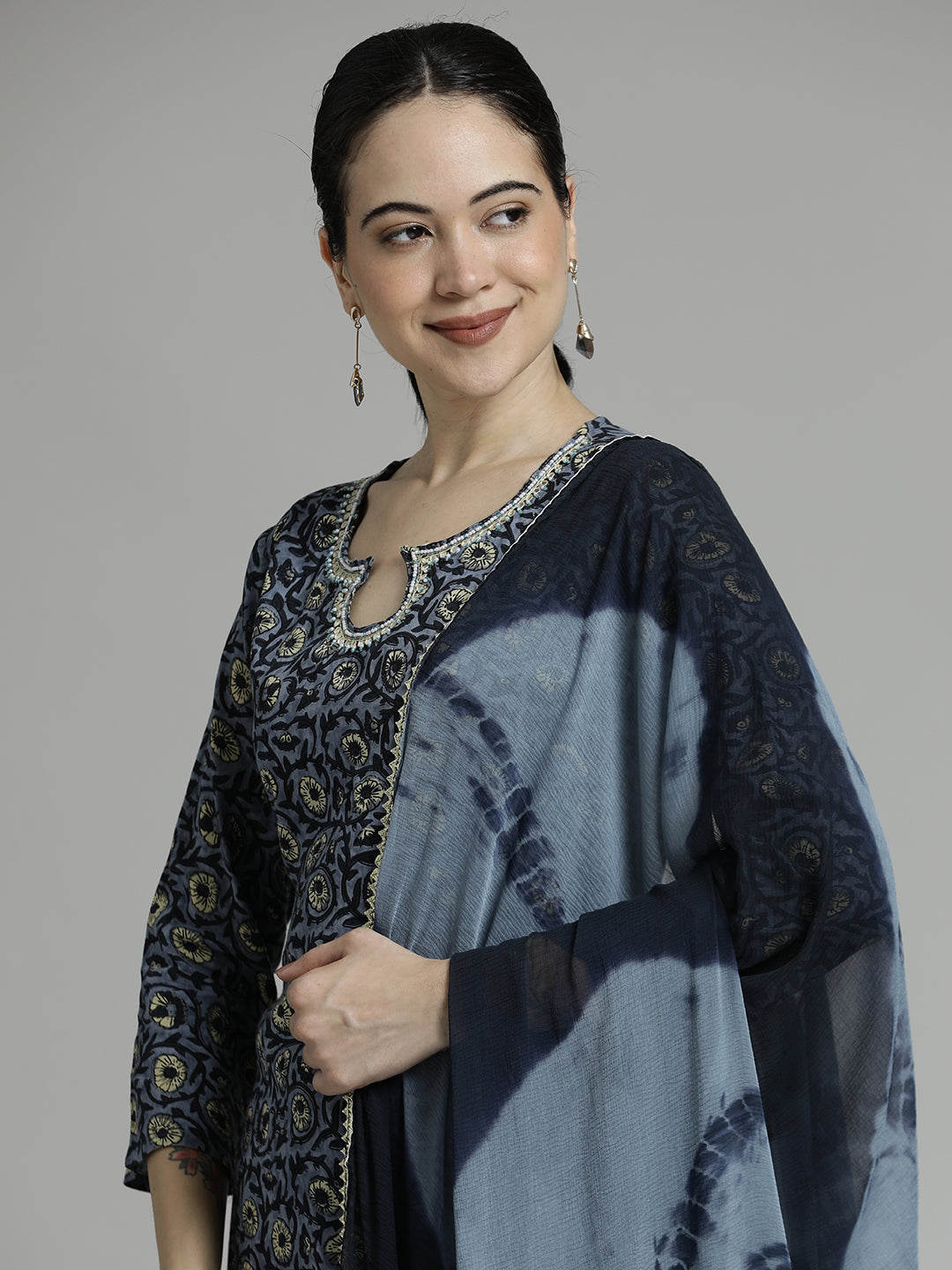 Dark Grey Floral Printed Kurta Set With Tie-Dye Dupatta