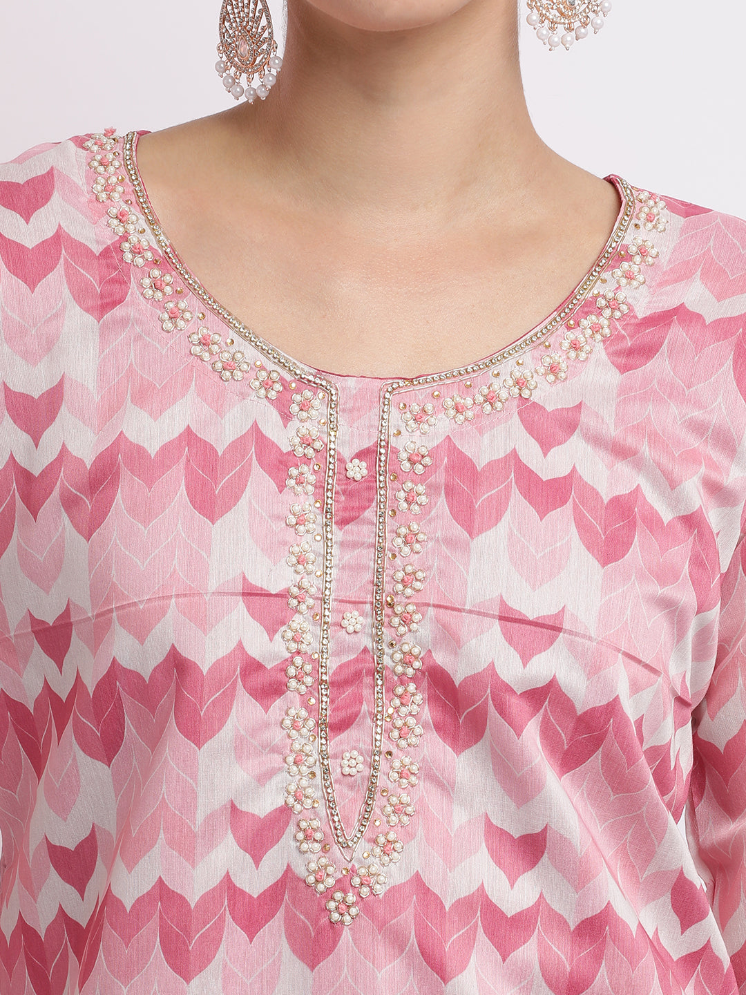 Pink Embroidered Cotton Blend Kurta Set With Dupatta