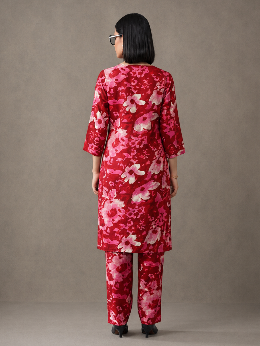 Floral Printed Straight Kurta & Trousers Sets
