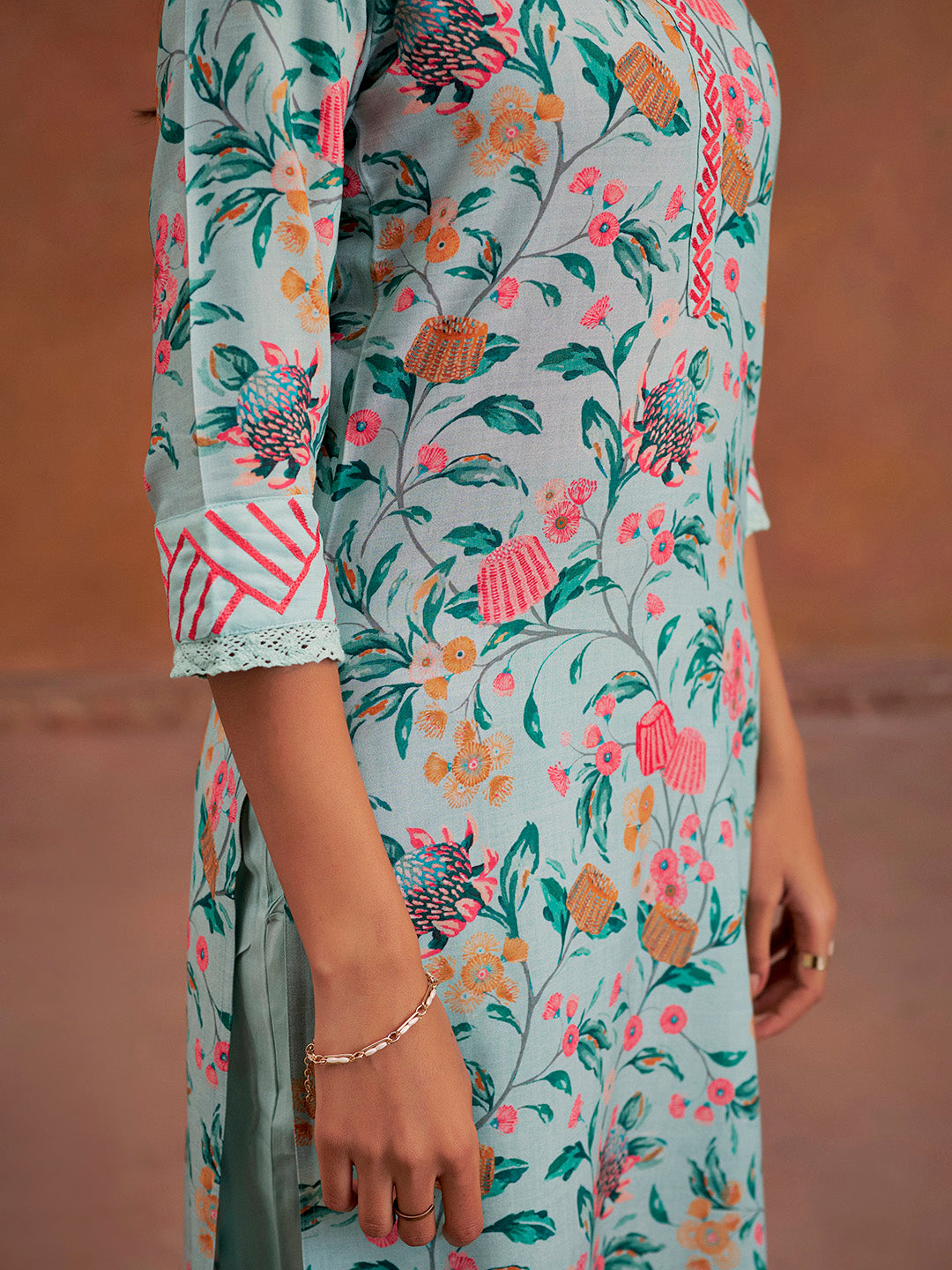 Blue Embroidered Tropical Printed Straight Kurta