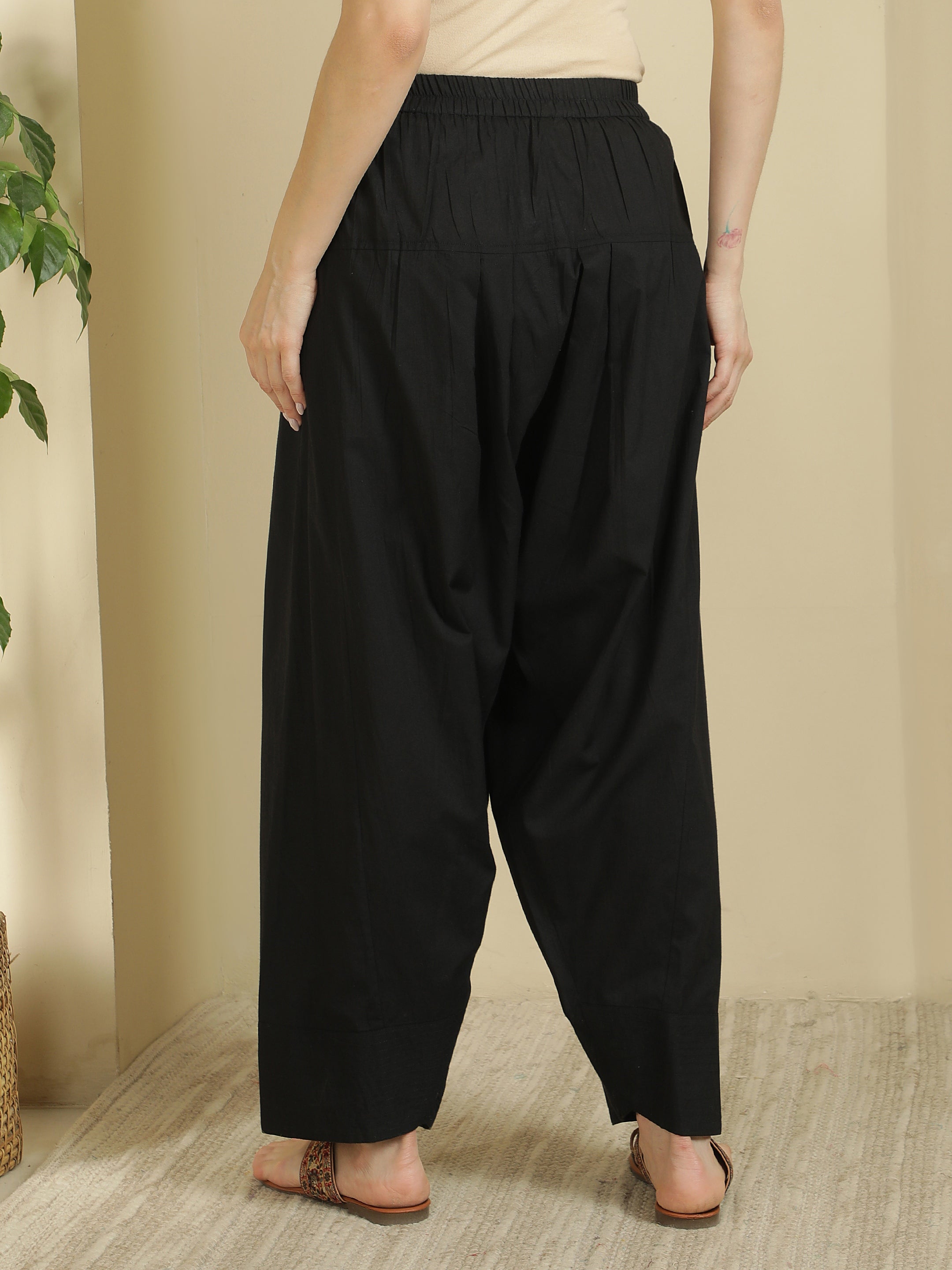Women solid Loose fit cotton Farsi Salwar