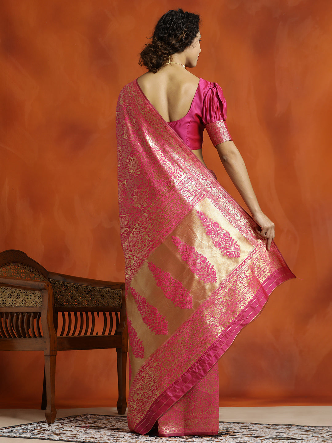 Pink Silk Banarasi Zari Woven Heavy Red Saree