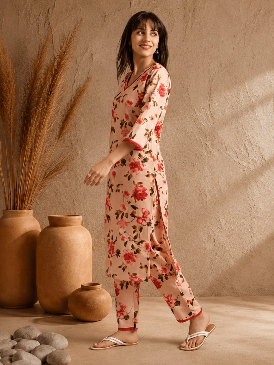 Floral Printed Straight Kurta With Pants