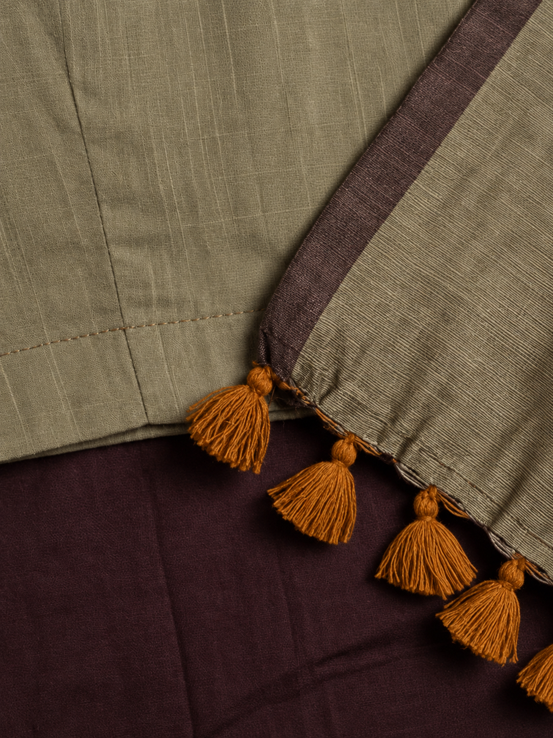 Solid Pure Cotton Saree with Unstiched Blouse