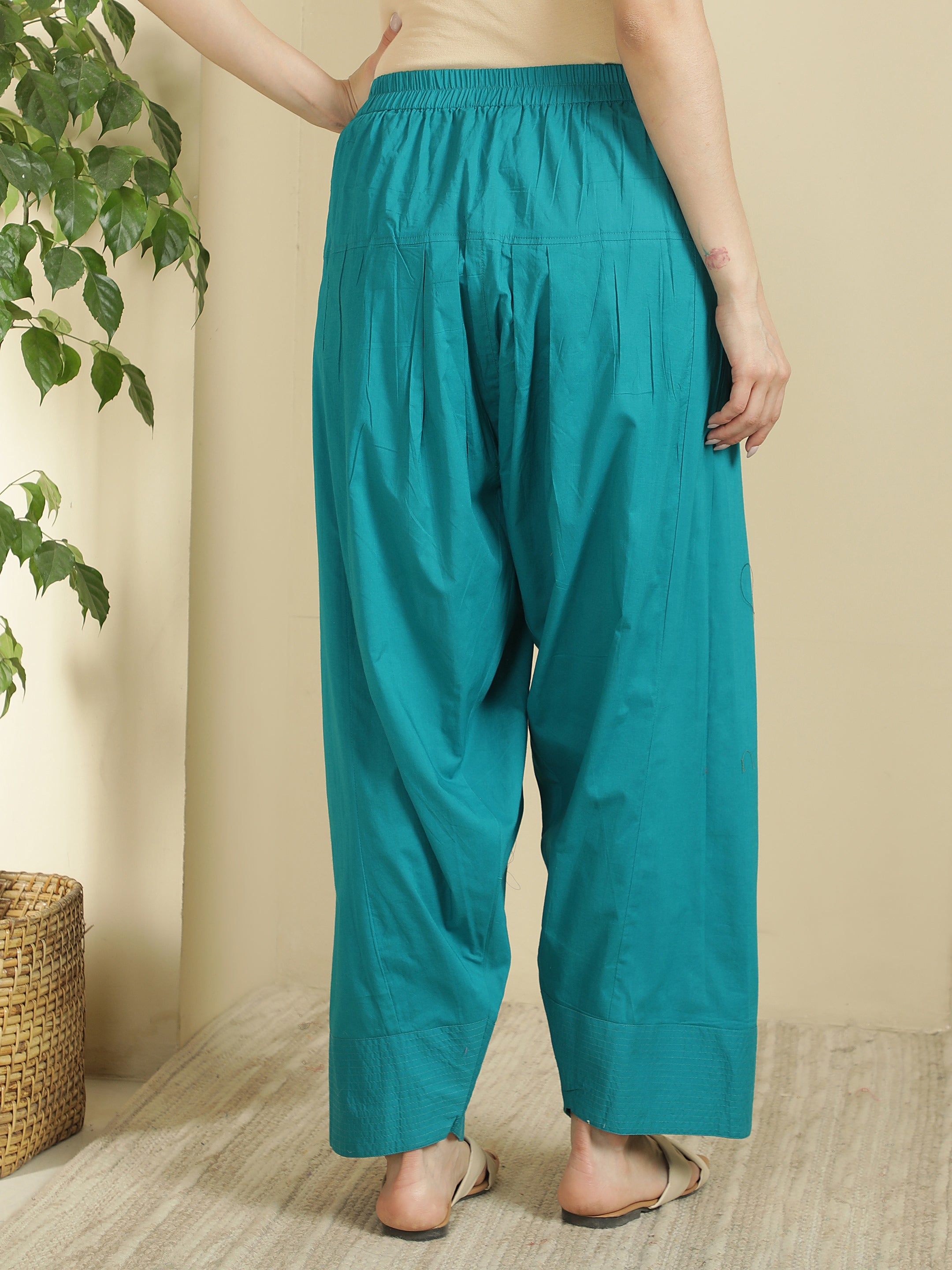 Women solid Loose fit cotton Farsi Salwar