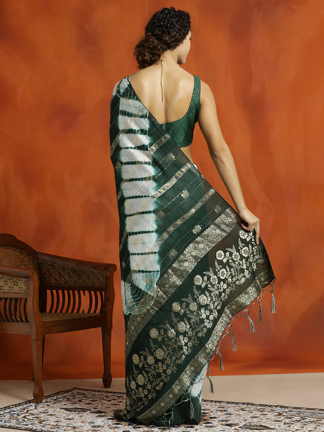 Green Banarasi Cotton Blend Tie-Dye Saree