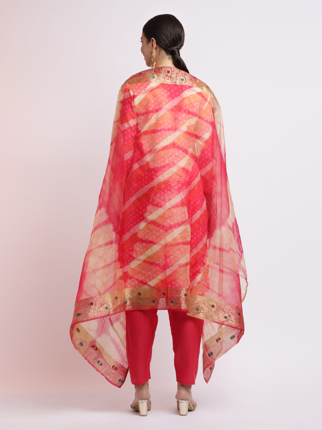 Leheriya Printed Gota Patti Kurta Set With Dupatta