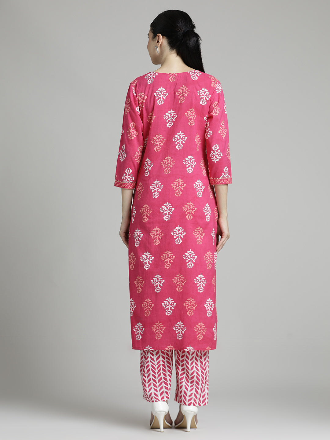 Ethnic Printed Pure Cotton Pink Suit Set