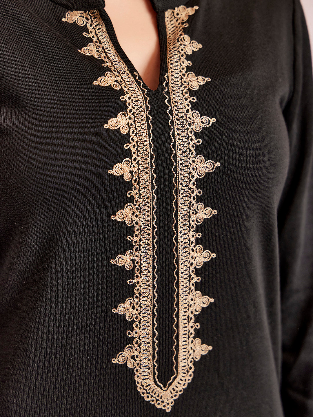 Embroidered Black Straight Woolen Kurta