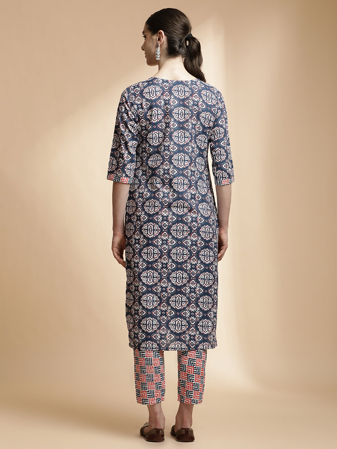 Navy Blue Ethnic Motif Printed Cotton Blend Kurta Set