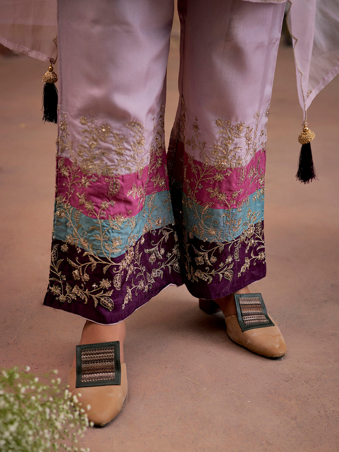 Lilac Zardozi Embroidered Festive Kurta Set With Dupatta