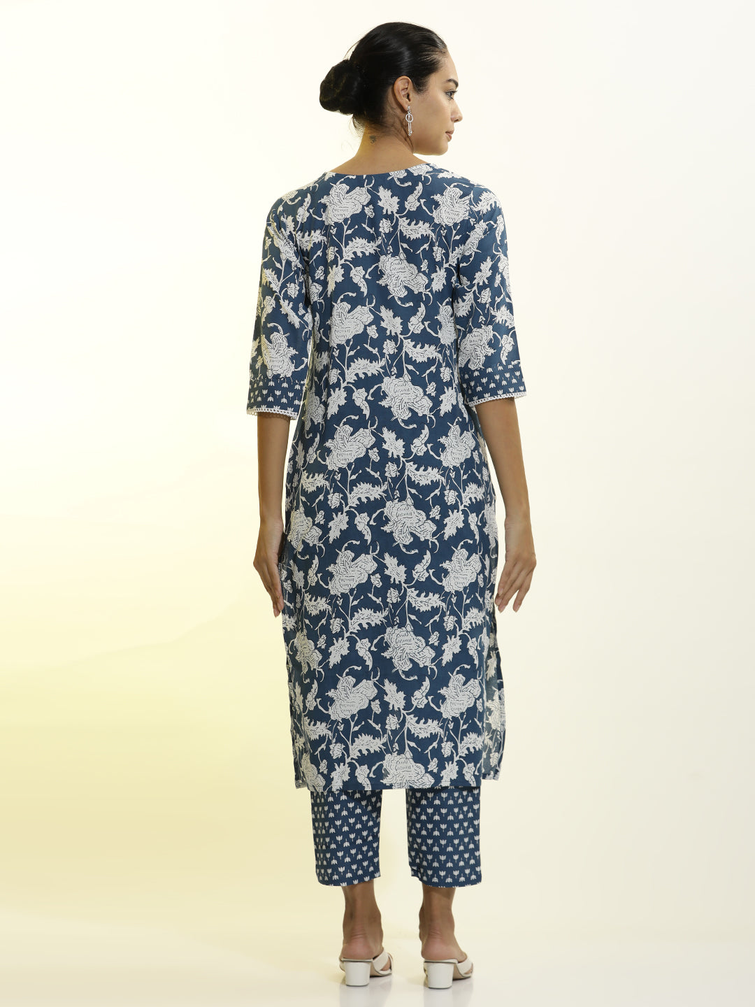 Navy Blue Floral Printed Cotton Blend Kurta Set