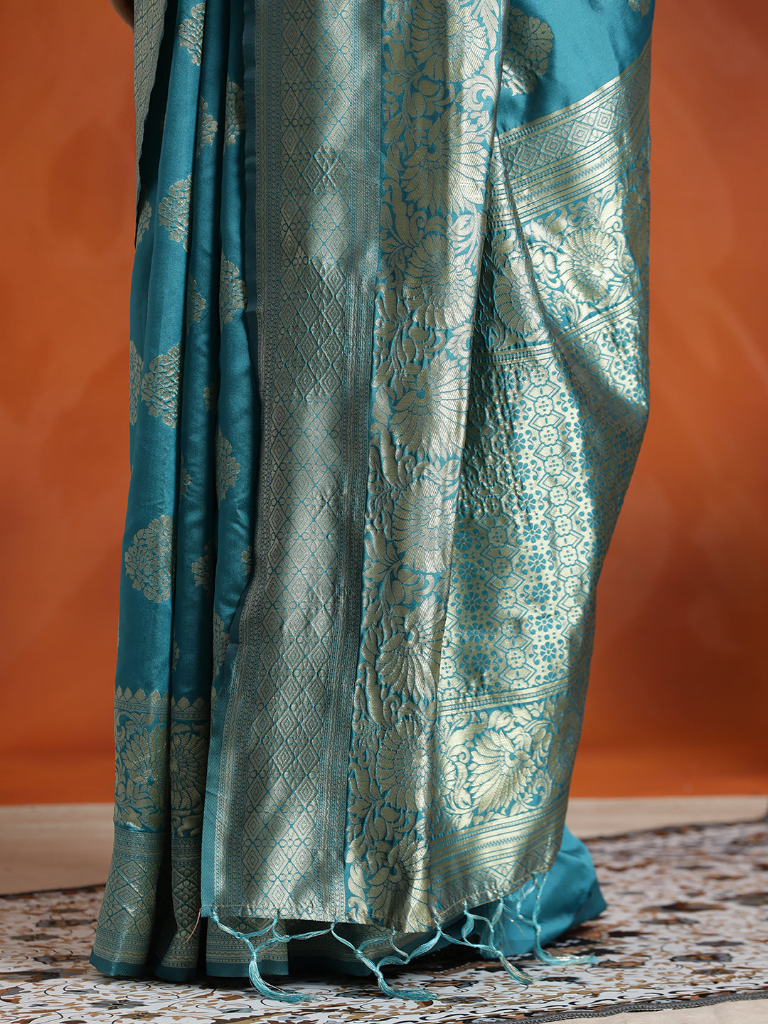 Sky Blue Silk Blend Zari Woven Design Banarasi Saree