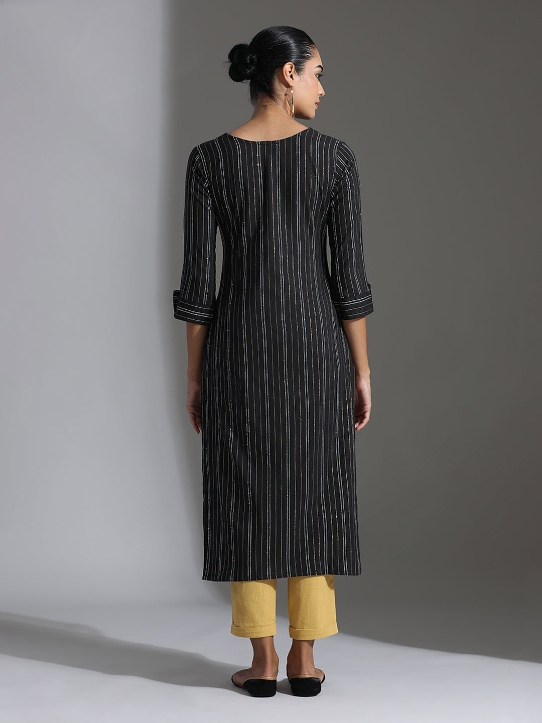 Black Embellished Polycotton Straight Kurta