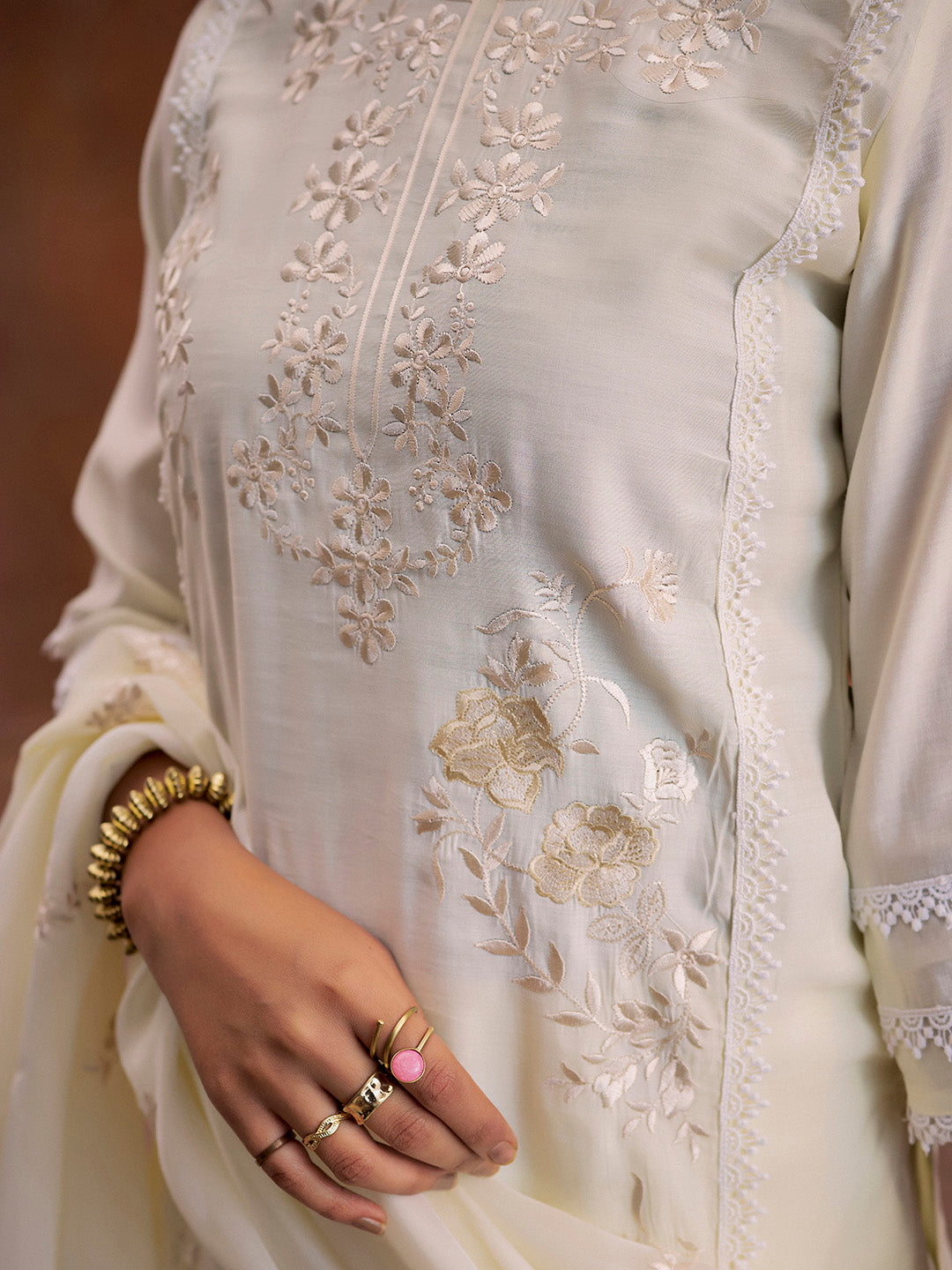 White Festive Embroidered Kurta Set With Dupatta