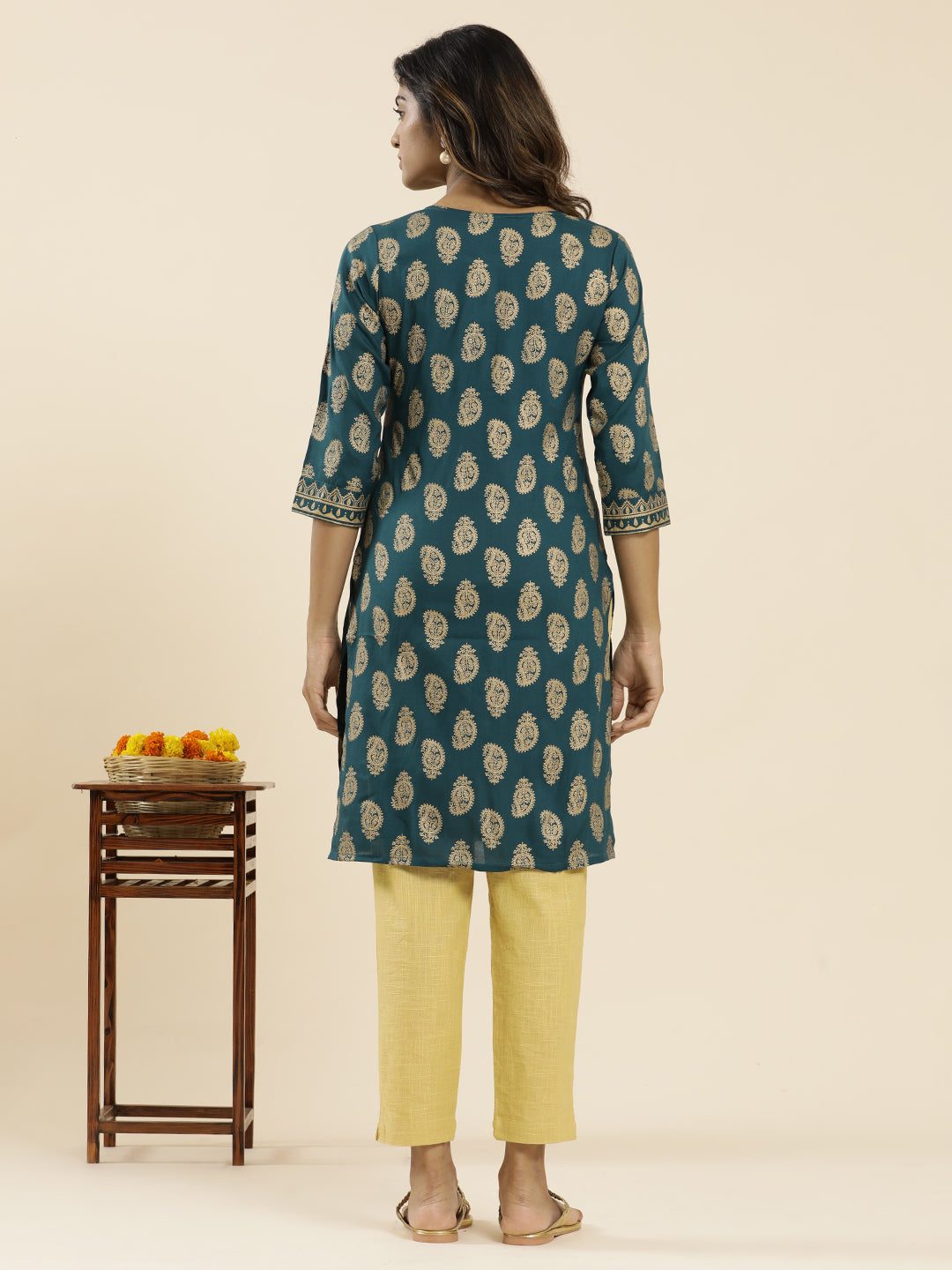 Teal Blue Ethnic Motif Printed Straight Kurta