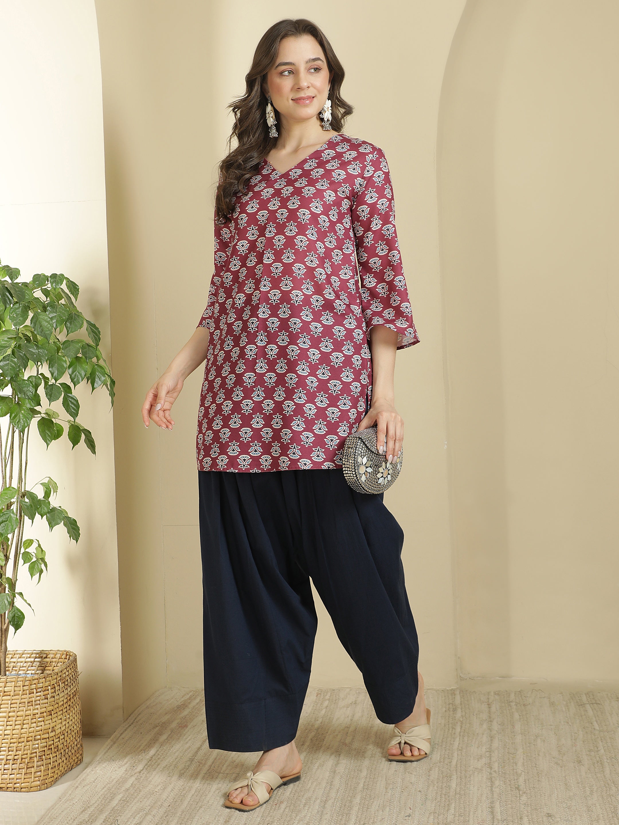 Women solid Loose fit cotton Farsi Salwar