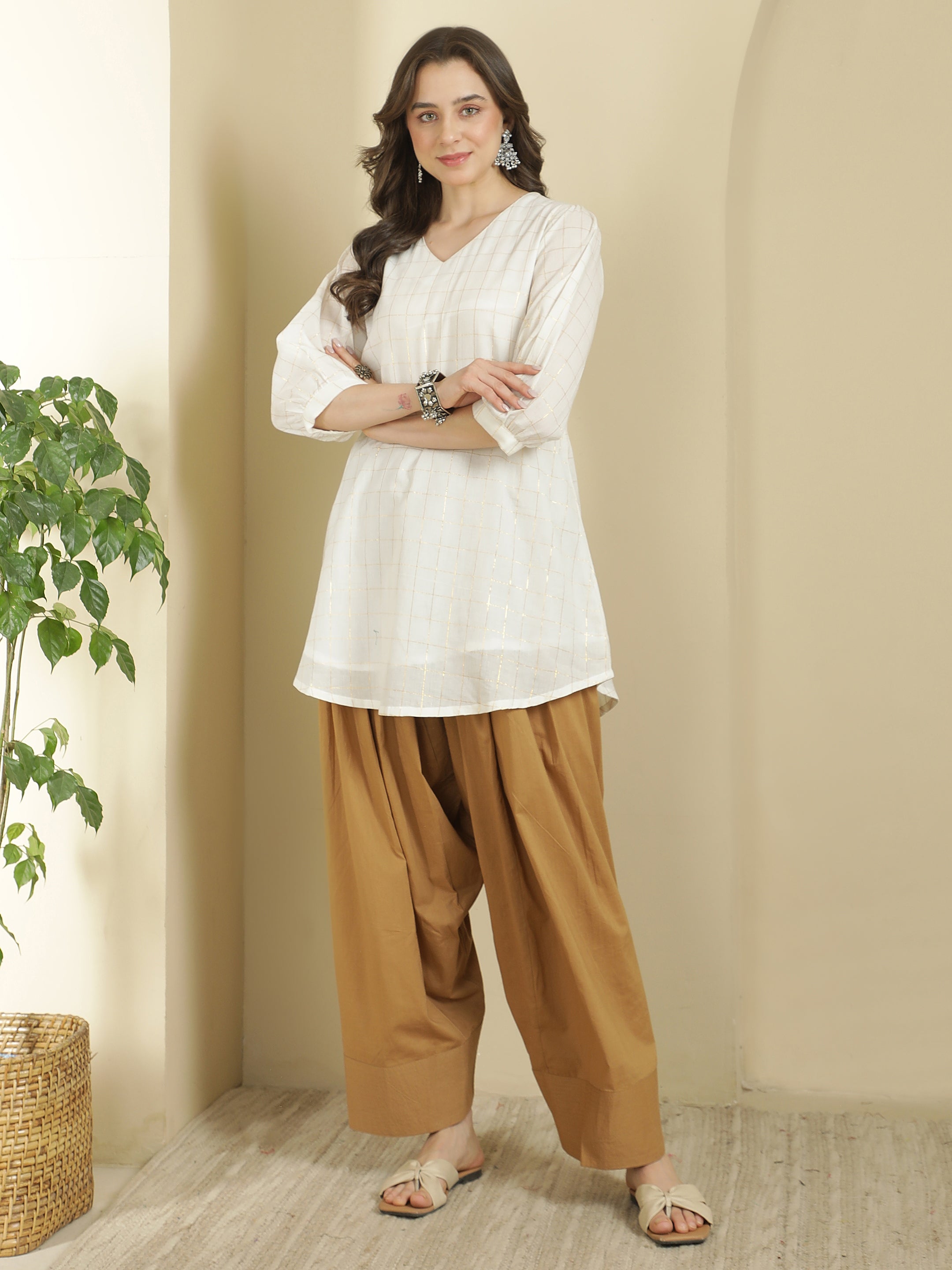 Women solid Loose fit cotton Farsi Salwar