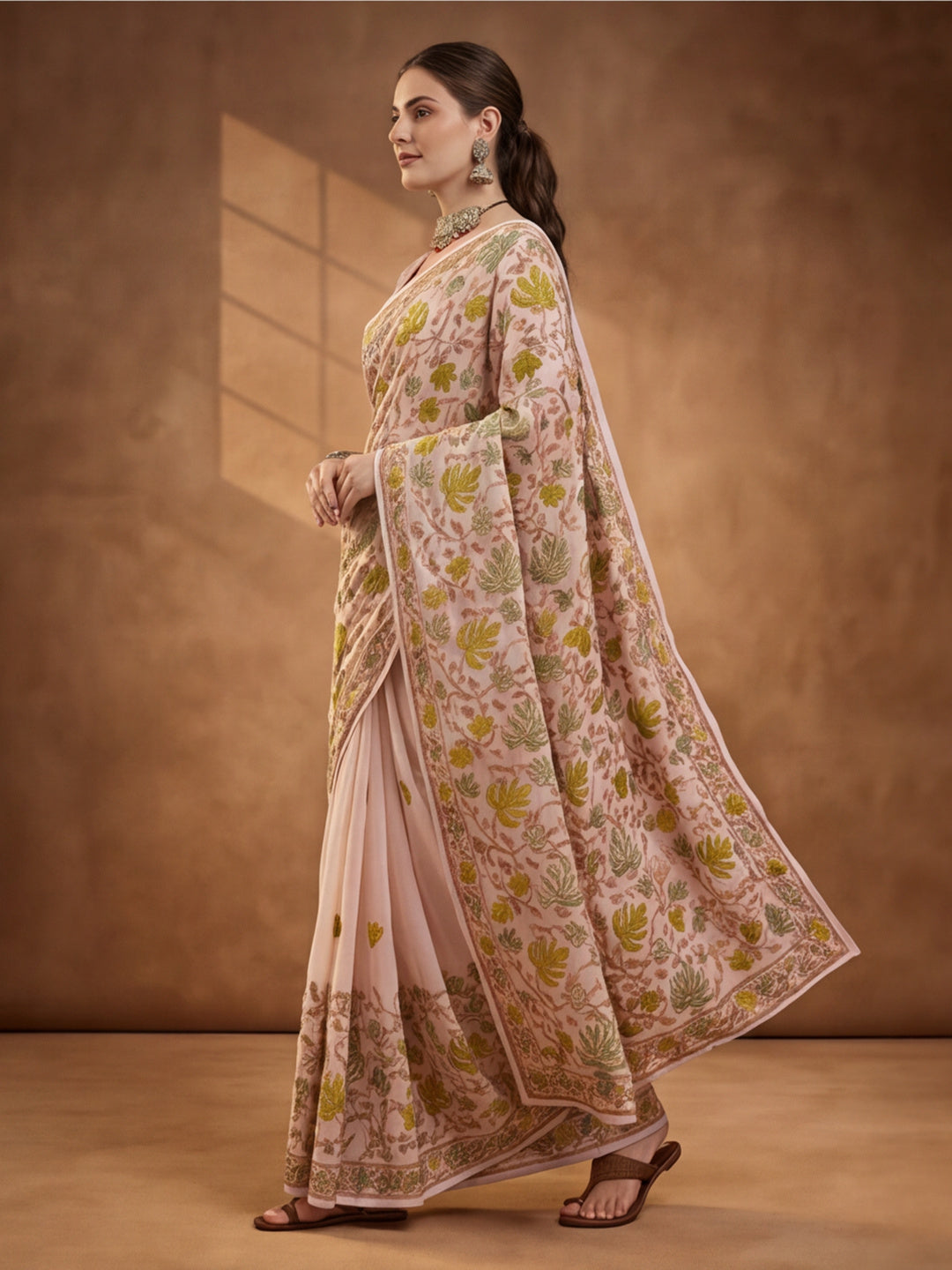 Jaipur Kurti White Georgette Embroidered Saree – Stunning in Black Georgette