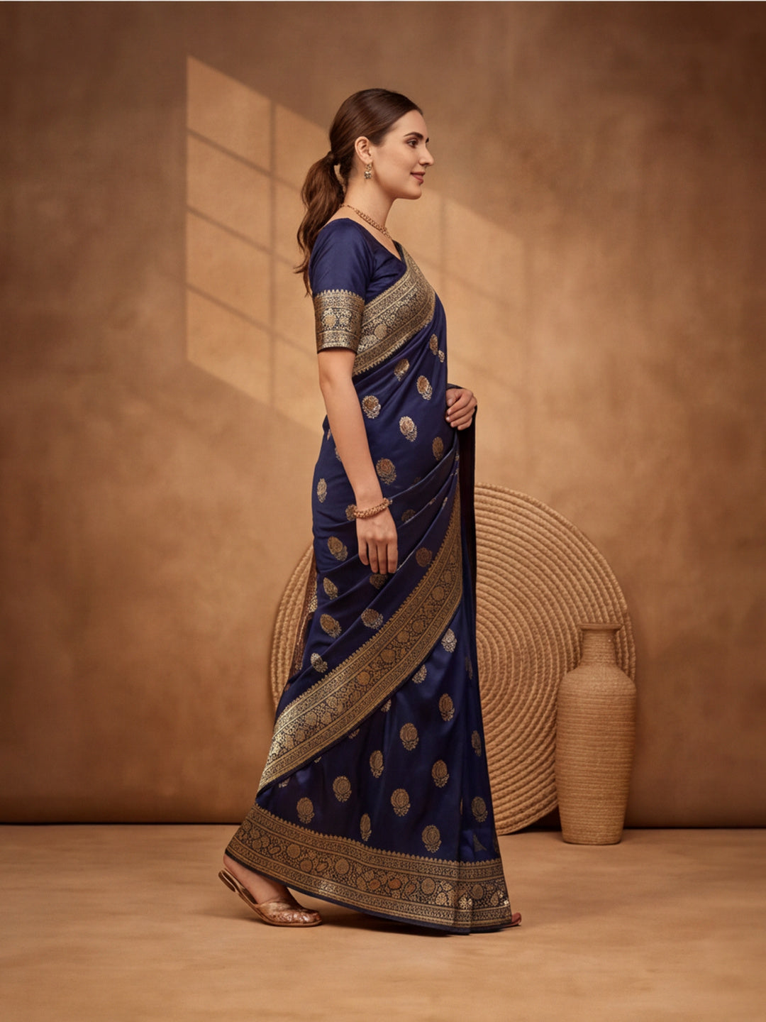 Jaipur Kurti Women'S Designer Weaving Work Navy Blue Saree
