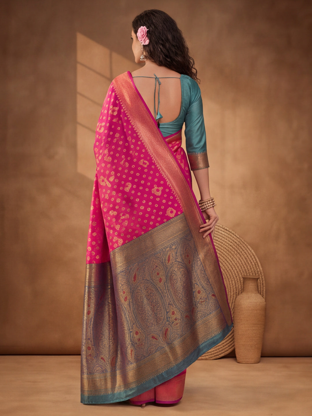 Gajri Glory: Weaving Work Banarasi Silk Saree