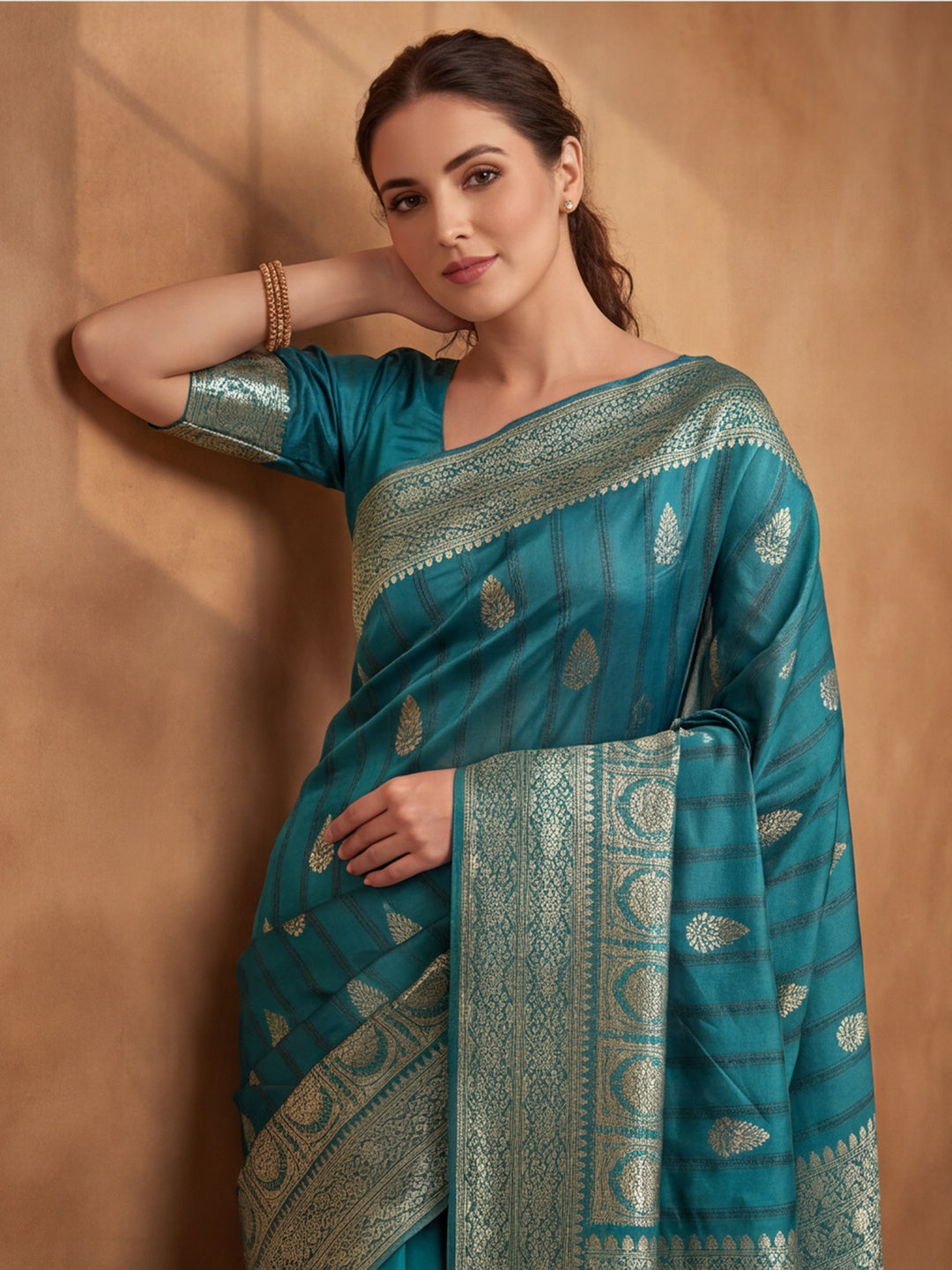 Jaipur Kurti Women'S Designer Weaving Work Morpitch Saree