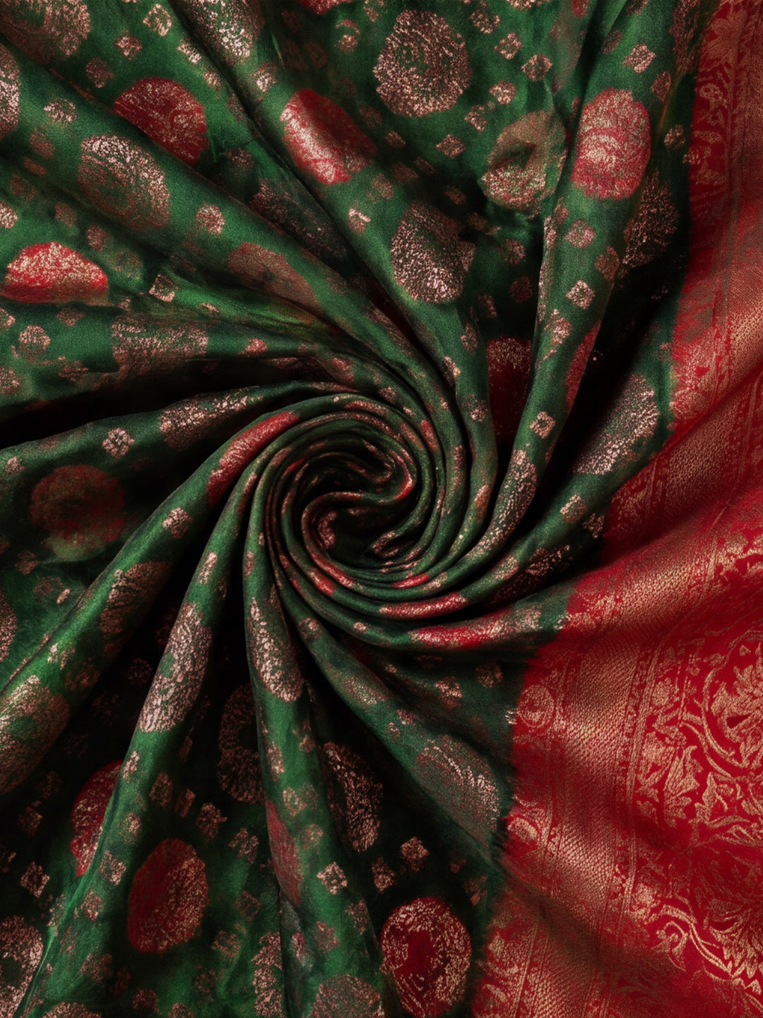 Mehandi Marvel: Weaving Work Banarasi Silk Saree