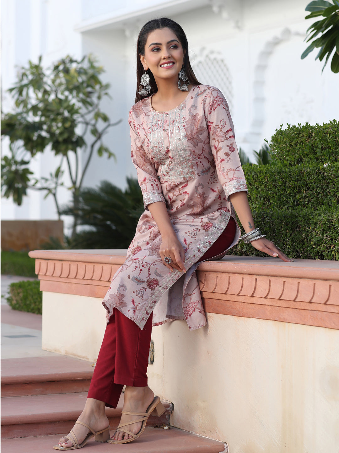 Beige Floral Digital Print Slub Kurta With Sequence Embelished In Yoke And Sleeves