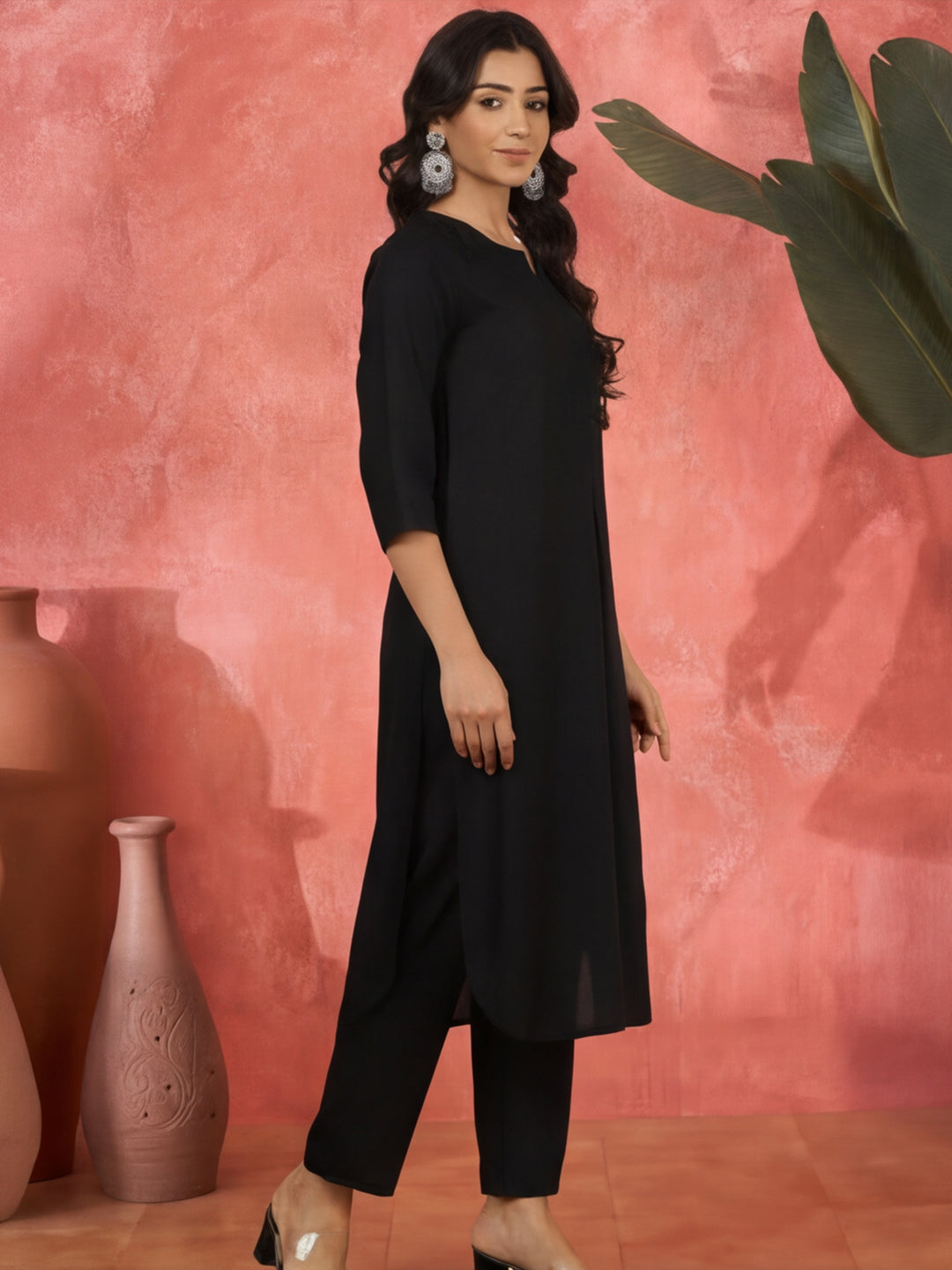 Solid Printed Straight Kurta & Trousers Sets