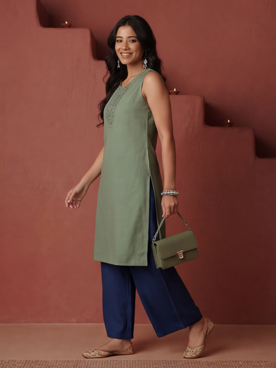 Green Embroidered Sleeveless Kurta