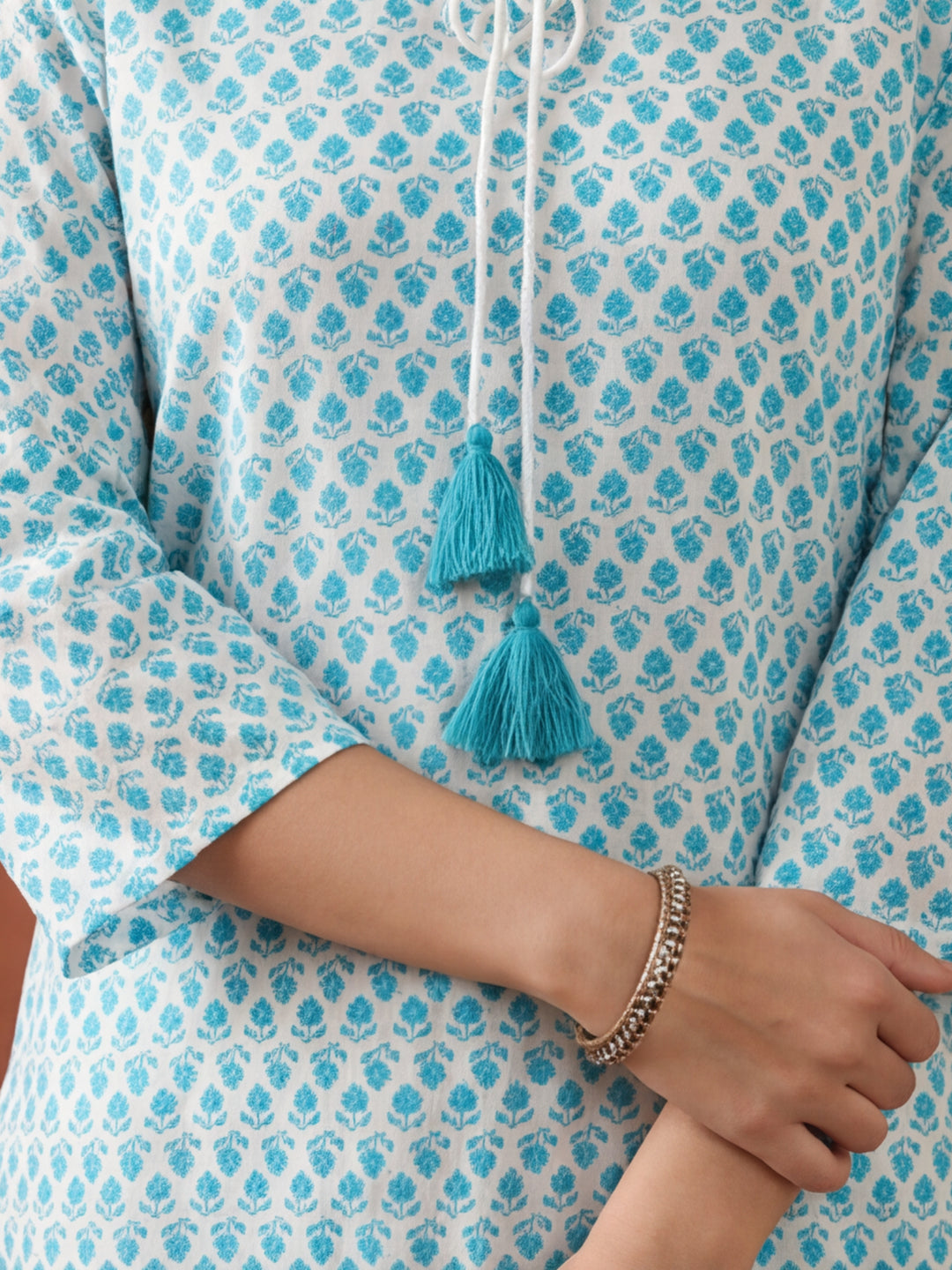 Floral Printed Straight Kurta & Trousers Sets