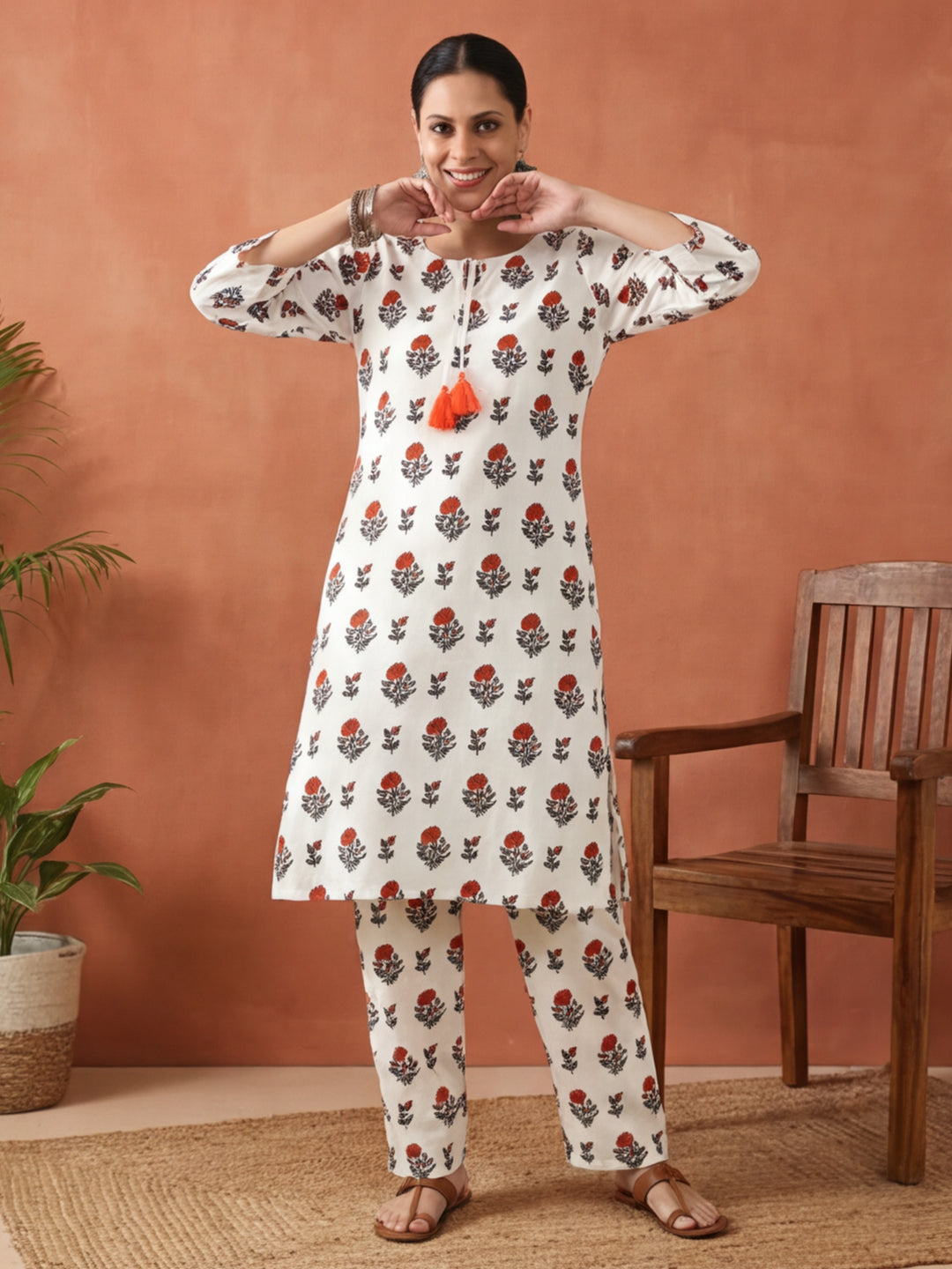 Floral Printed Straight Kurta & Trousers Sets