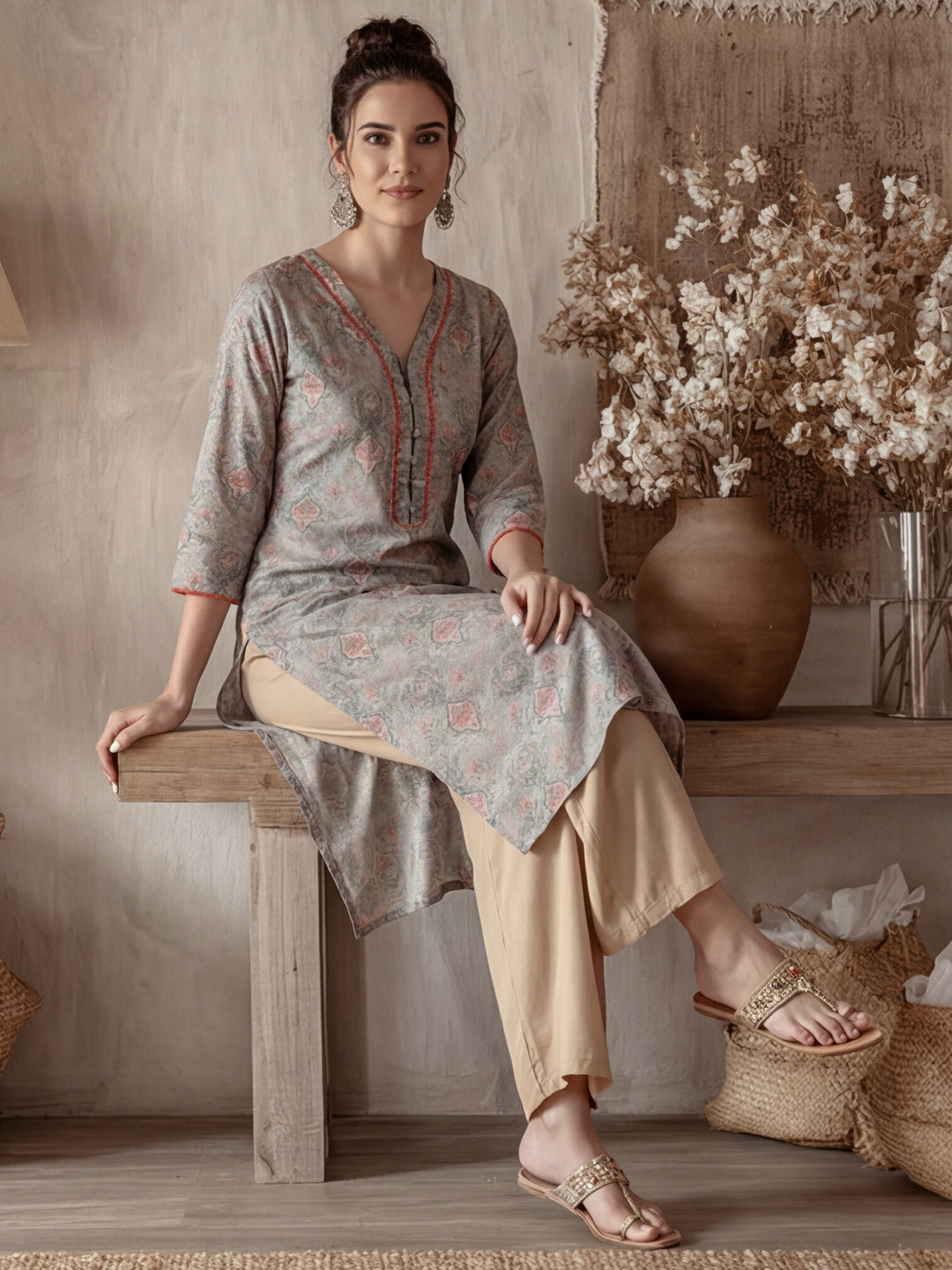 Ethnic Printed Grey Straight Kurta With Lace