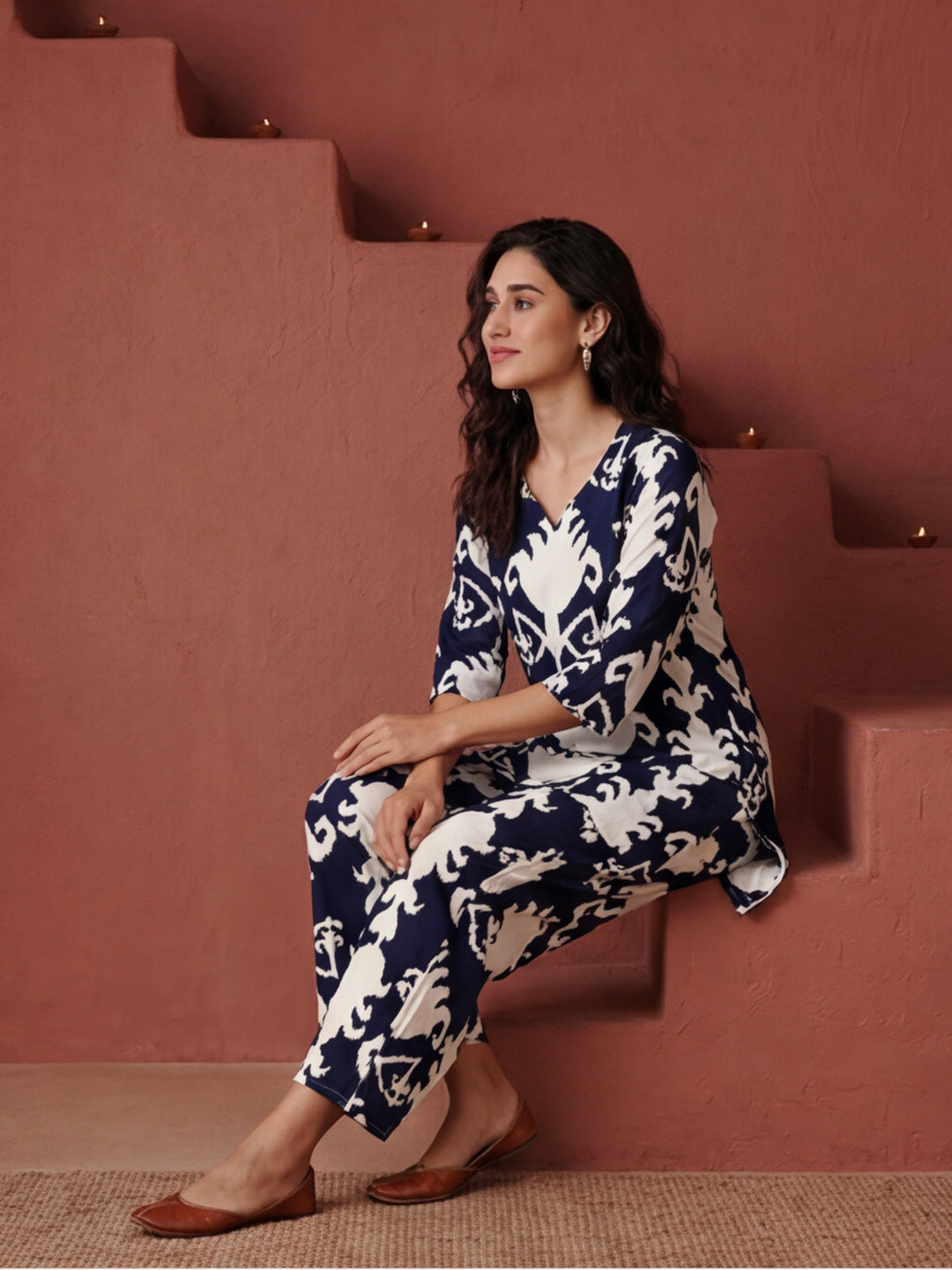 Floral Printed Straight Kurta & Trousers Sets