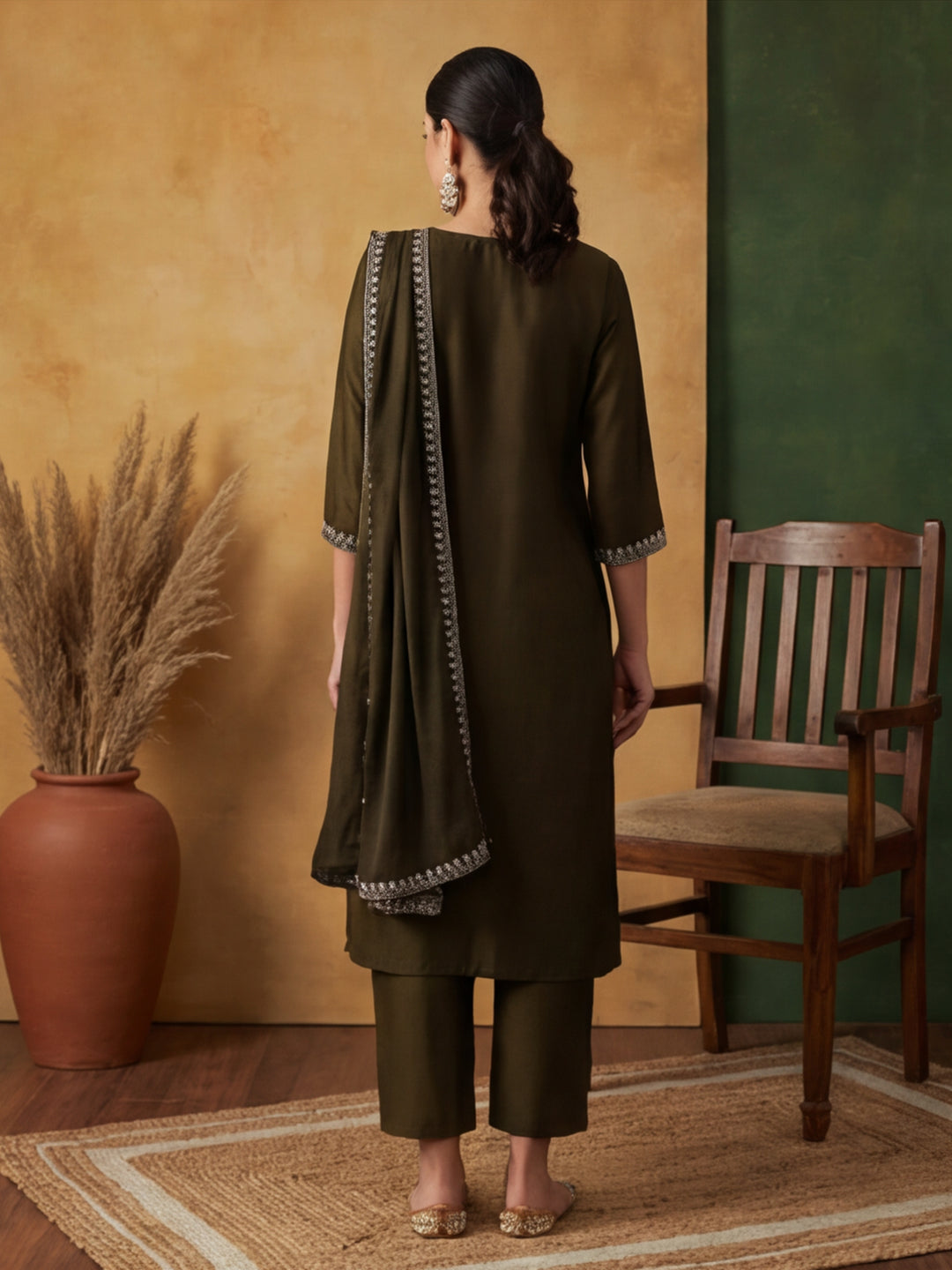 Floral Embroidered Straight Kurta & Trousers Sets