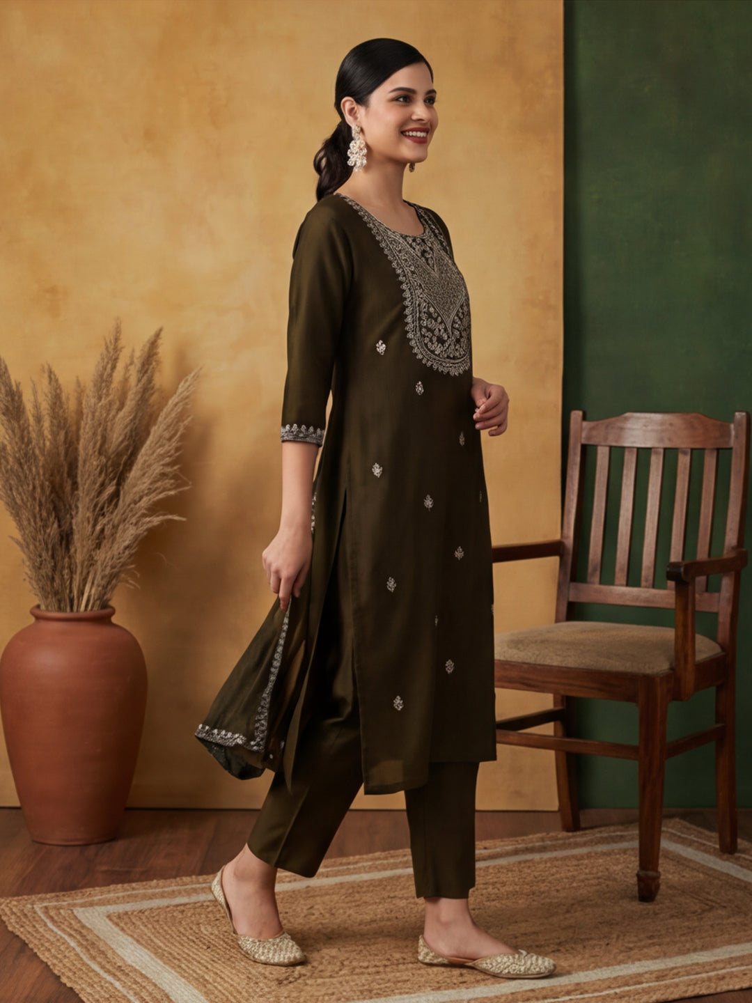 Floral Embroidered Straight Kurta & Trousers Sets