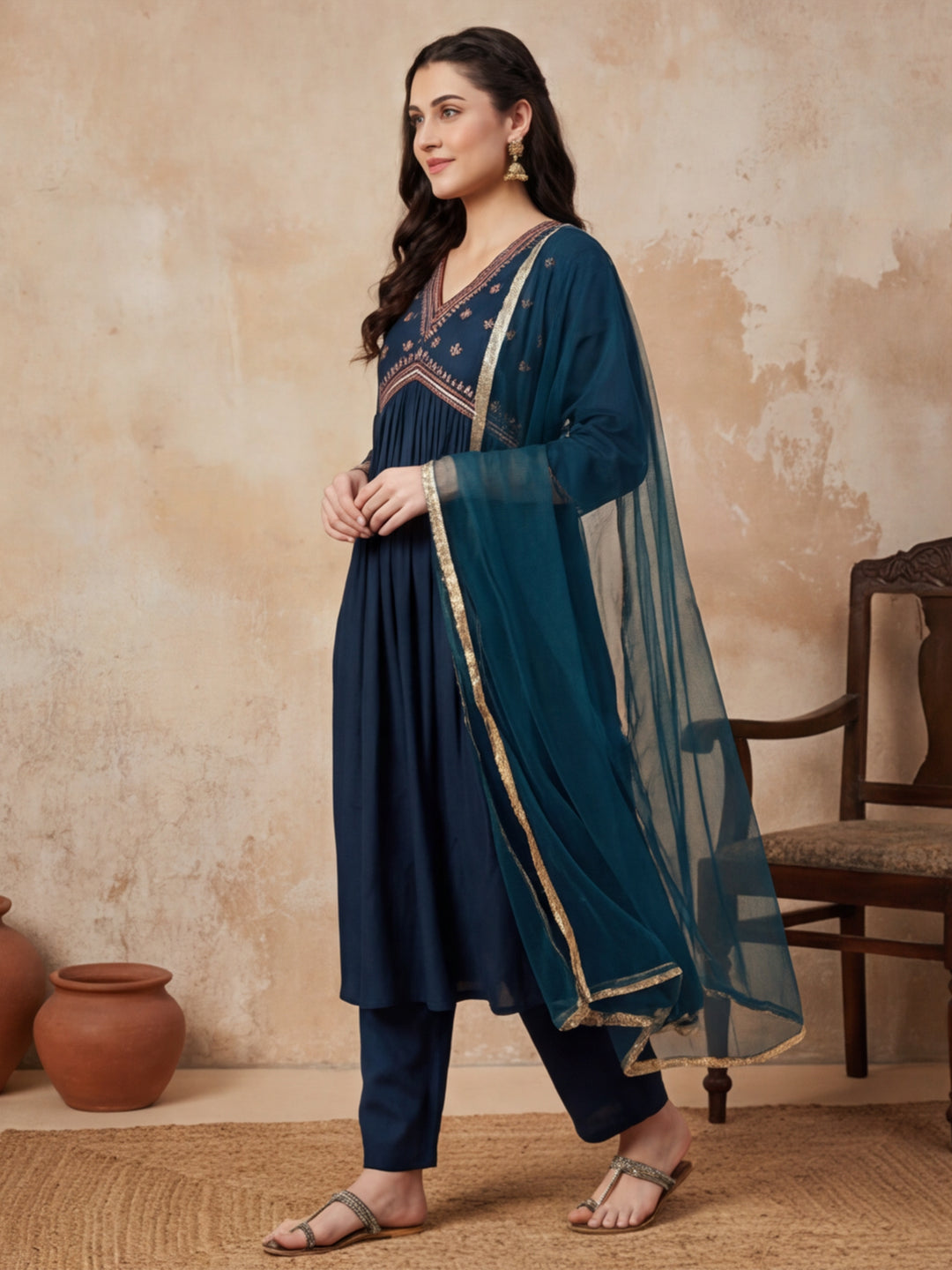 Ethnic Motifs Yoke Design Straight Kurta & Trousers Sets