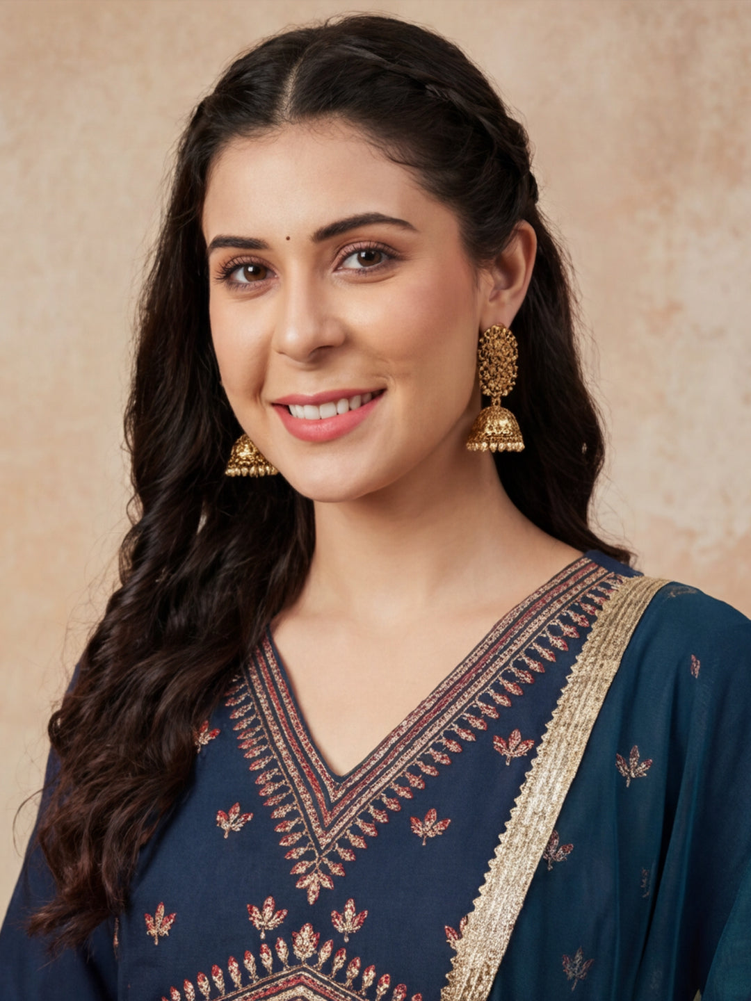 Ethnic Motifs Yoke Design Straight Kurta & Trousers Sets