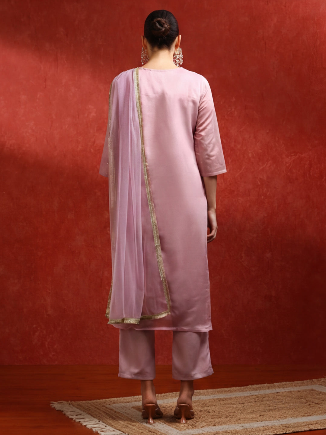 Ethnic Motifs Yoke Design Straight Kurta & Trousers Sets