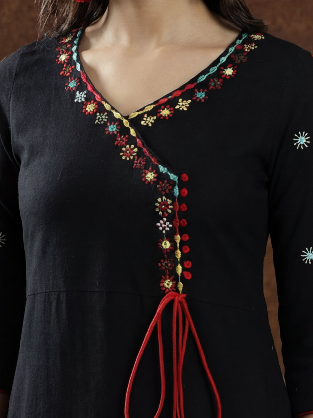 Floral Embroidered Straight Kurta