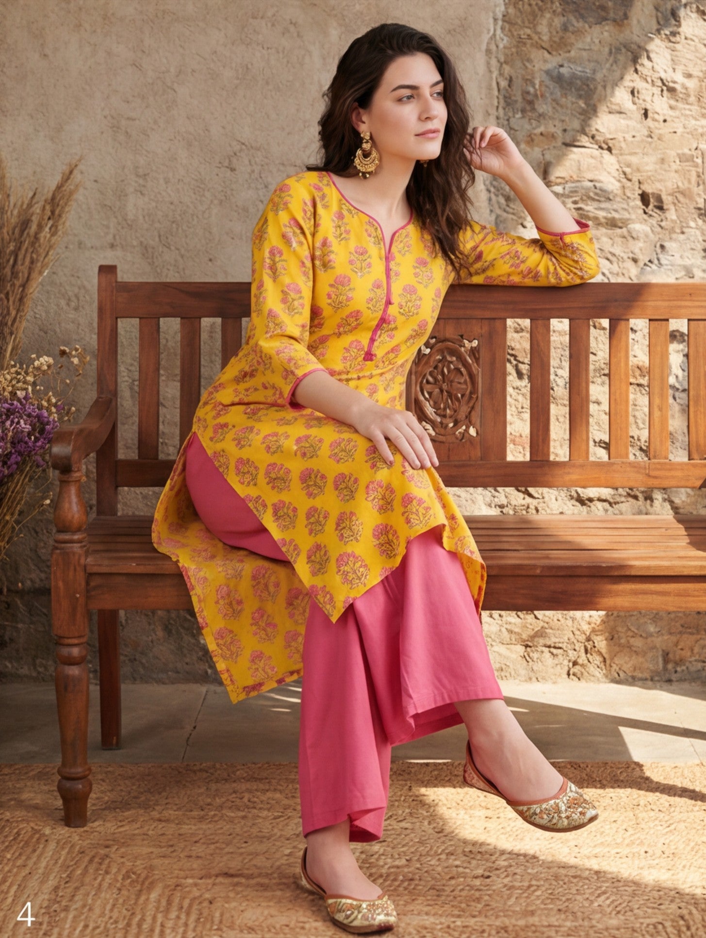 Women Yellow & Pink Floral Printed Straight Kurta
