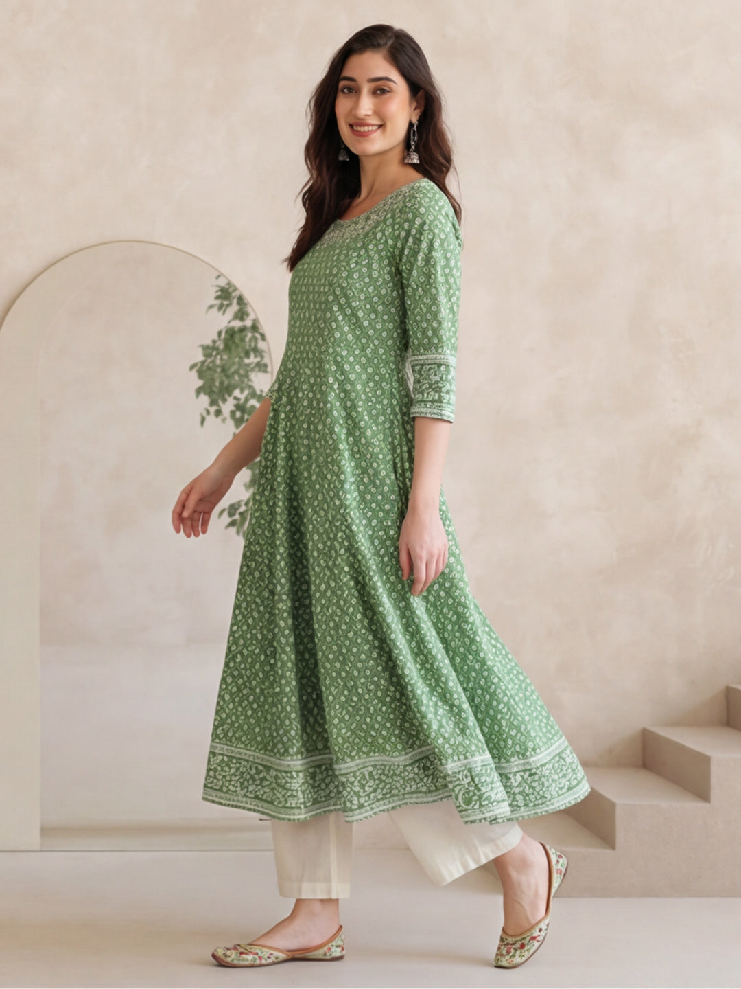Women Green Printed Anarkali with Embroidered Yoke