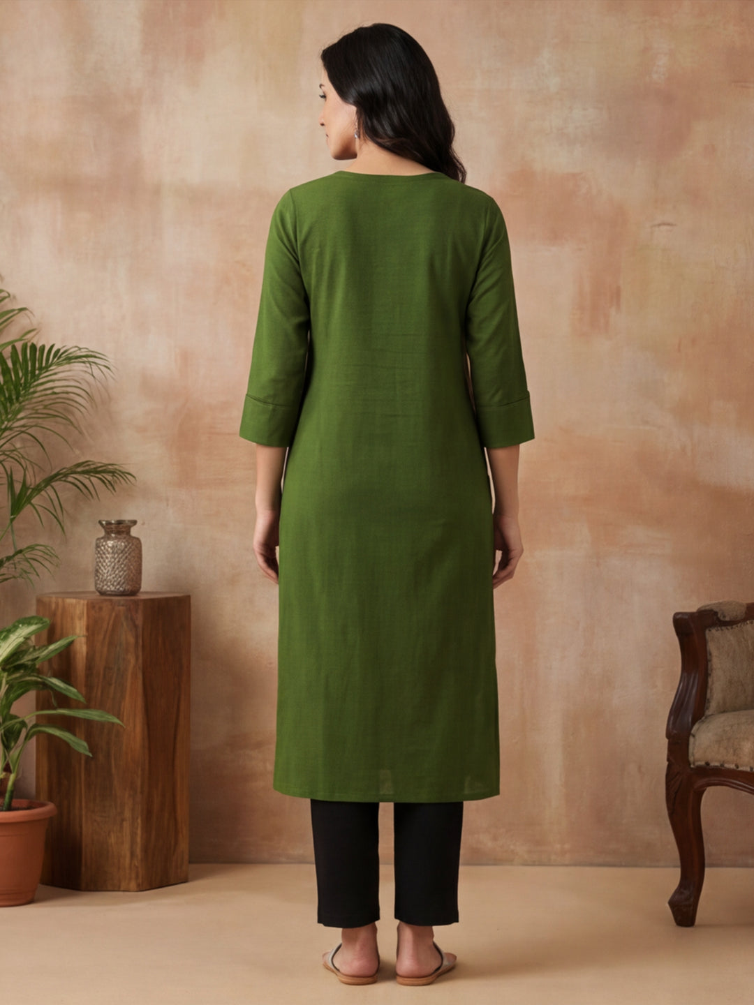 Solid Embroidered Straight Pure Cotton Kurta