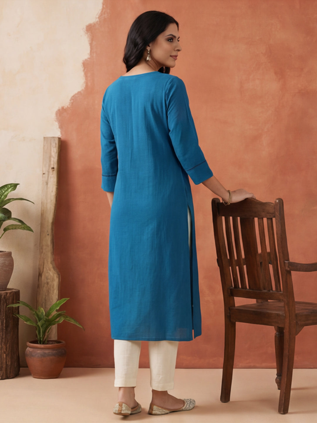 Solid Embroidered Straight Pure Cotton Kurta