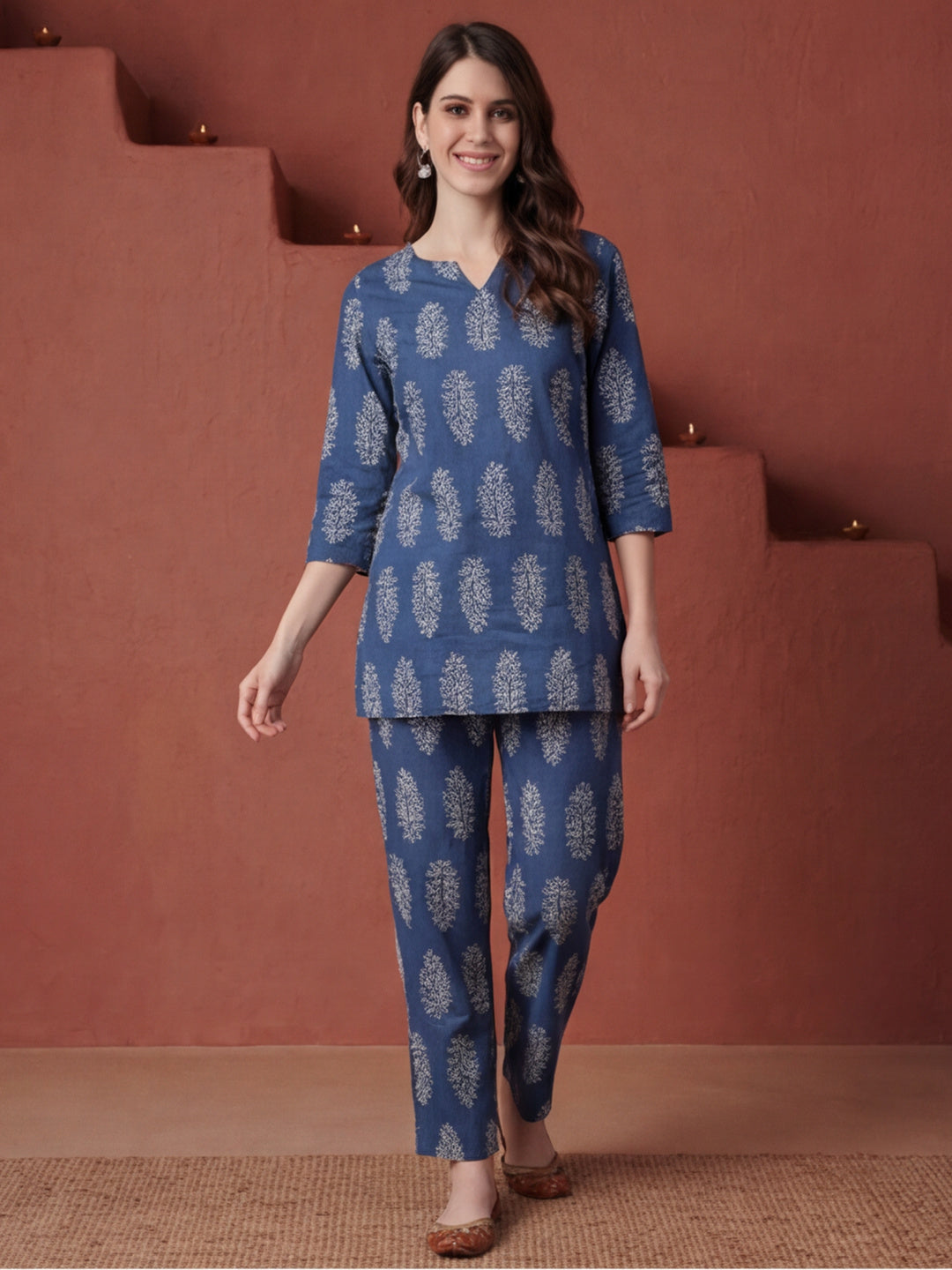 Ethnic Print Straight Cotton Short Kurta with Pyjamas