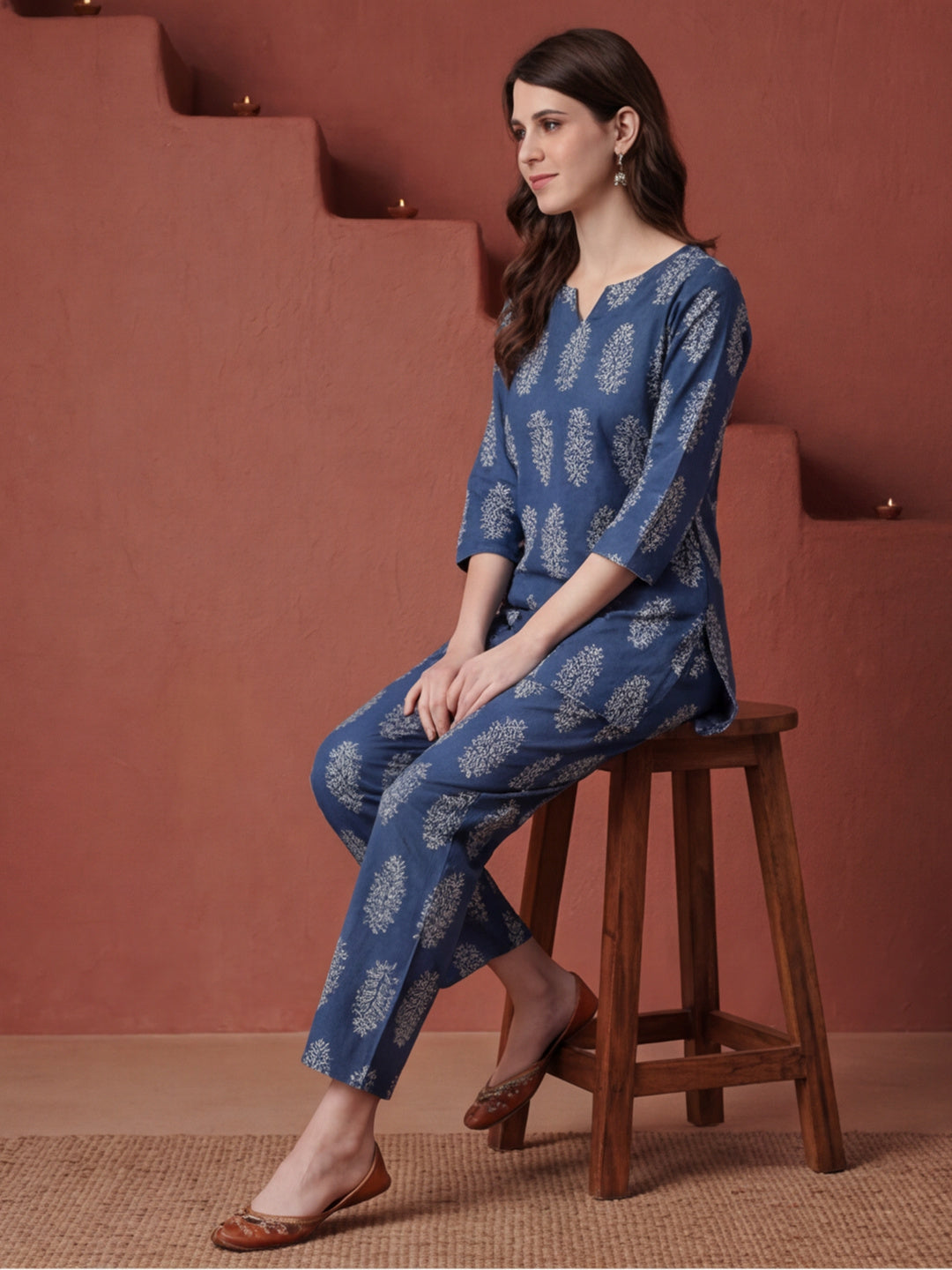 Ethnic Print Straight Cotton Short Kurta with Pyjamas