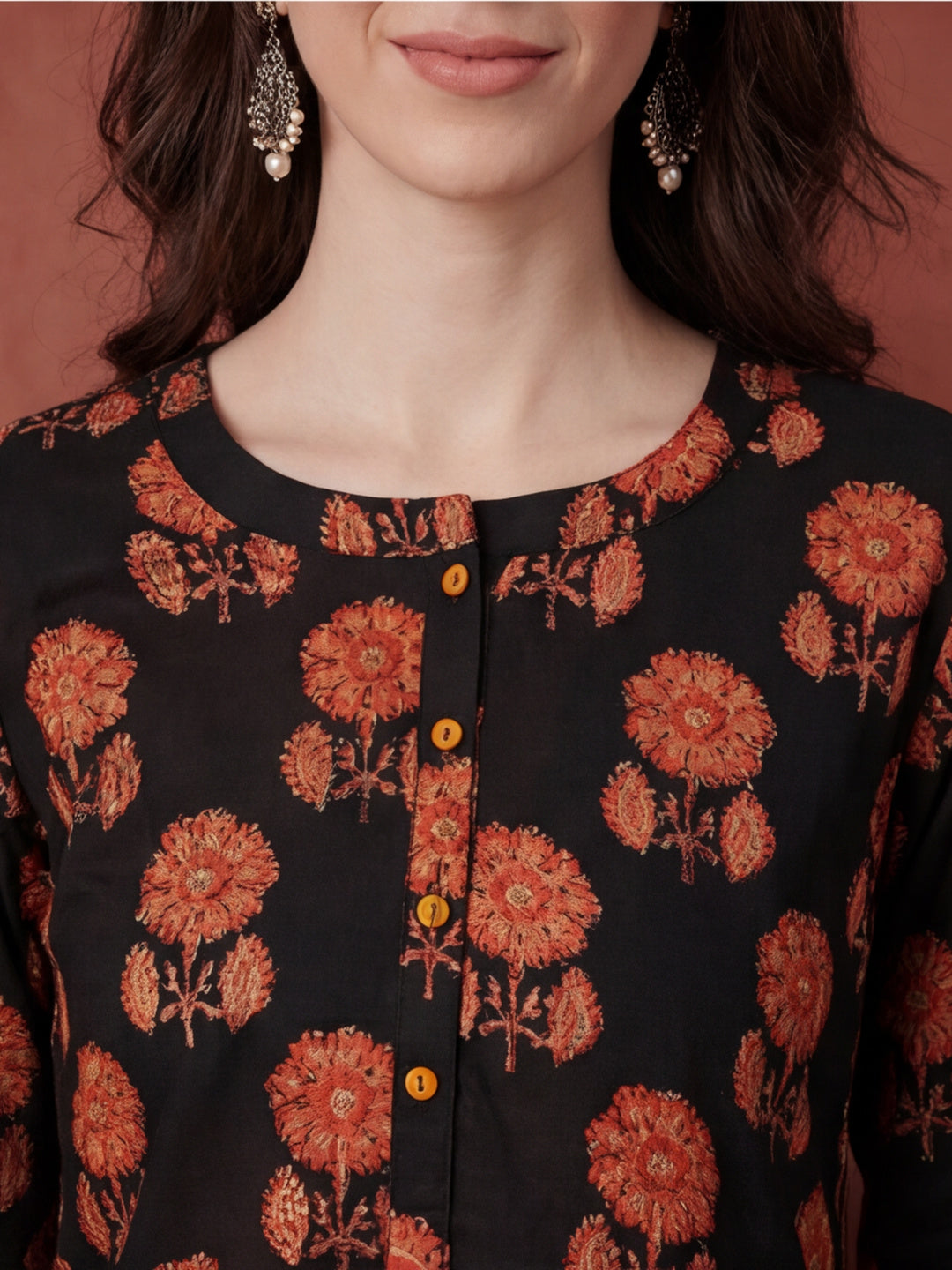 Ethnic Print Straight Cotton Short Kurta with Pyjamas